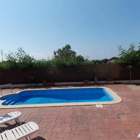 Dom wakacyjny Los Jardines Piscina Privada *
